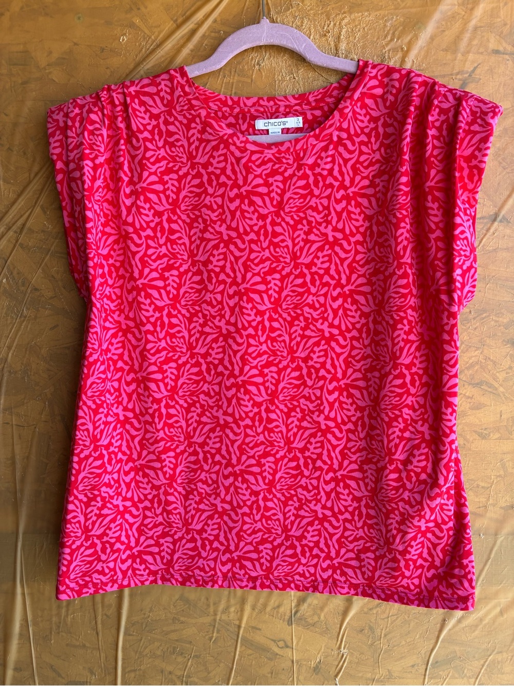CHICO’S Pink & Red Floral Tee Size Large (2) - Picture 2 of 6